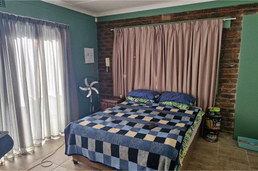 To Let 3 Bedroom Property for Rent in Wilkoppies North West